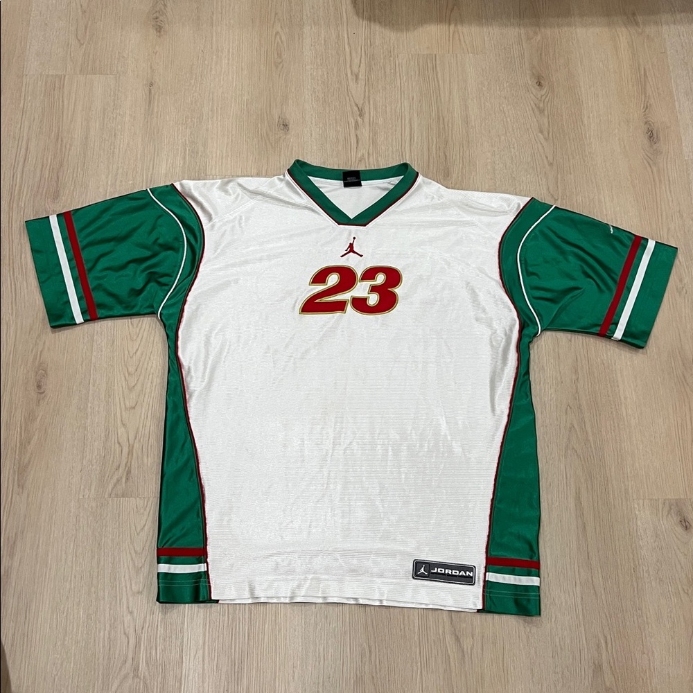 Vintage Jordan Large Green and White Jersey with Red Number